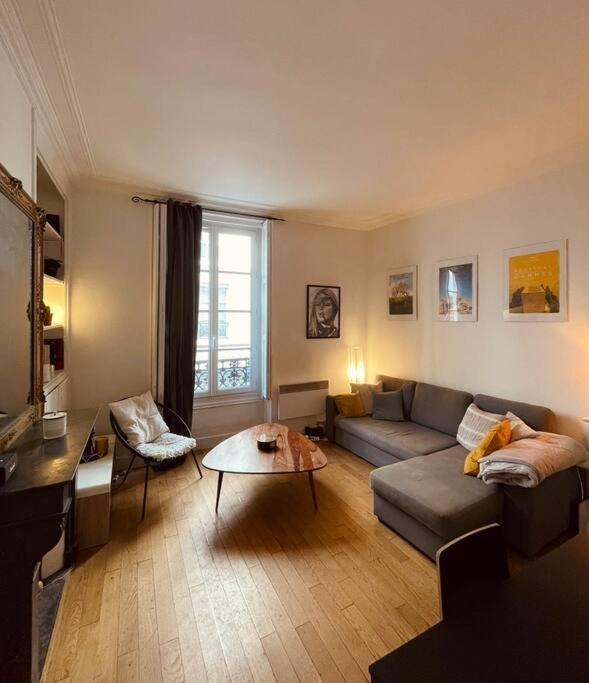 Paris 9E Bel Appartement De 40M2 Exterior photo